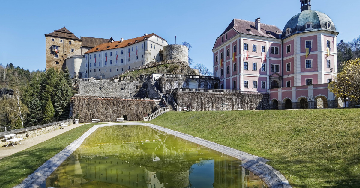 Hrad Bečov nad Teplou