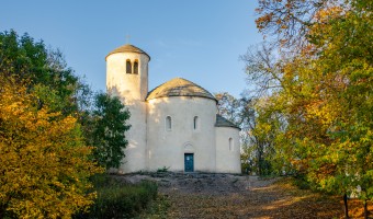 Rotunda sv. Jiří a sv. Vojtěcha na Řípu