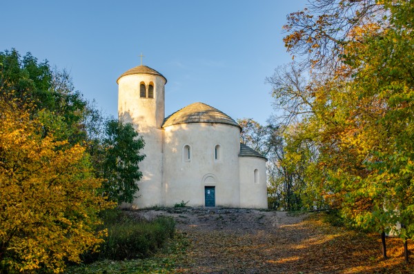 Rotunda sv. Jiří a sv. Vojtěcha na Řípu