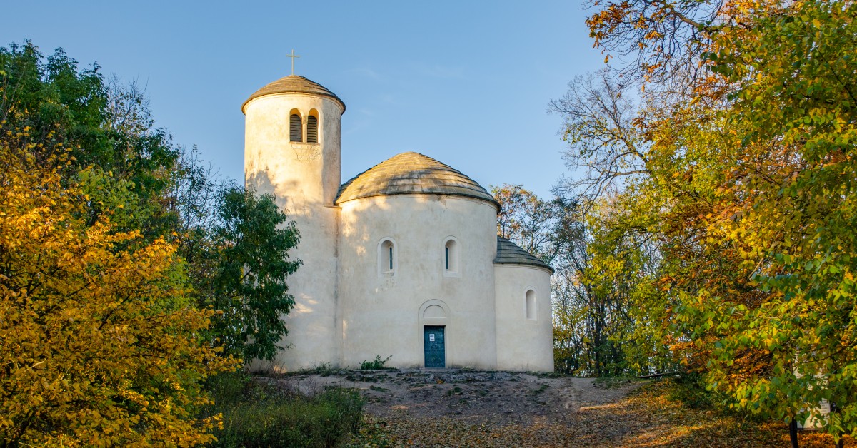 Rotunda sv. Jiří a sv. Vojtěcha na Řípu