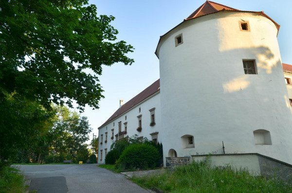 Zámek Černá Hora