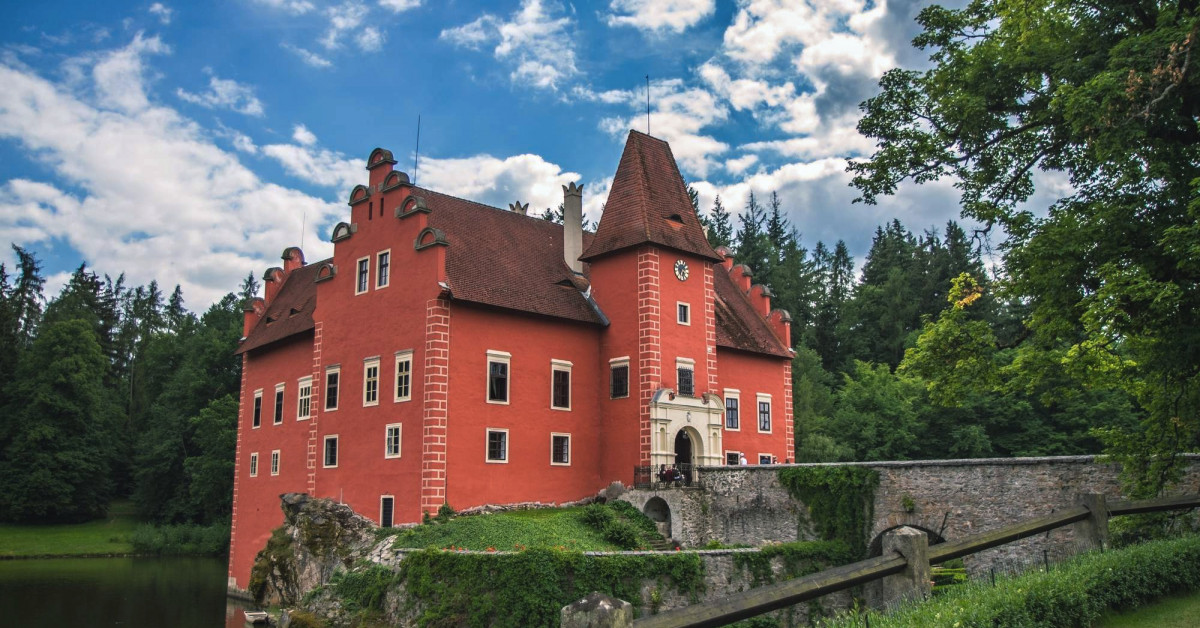 Zámek Červená Lhota