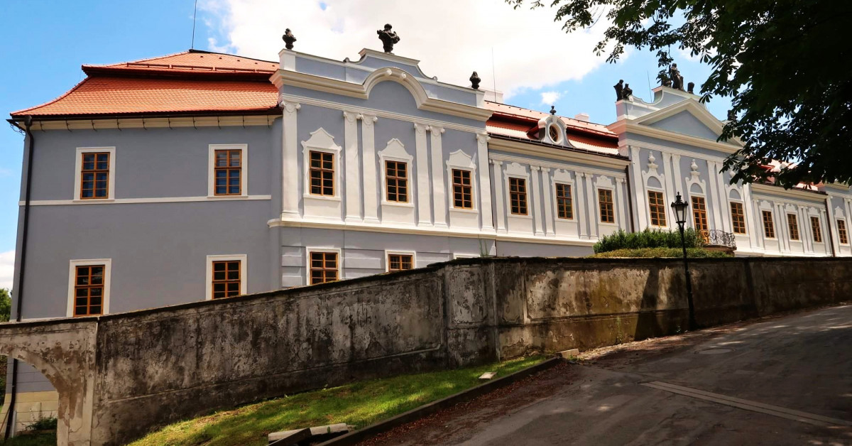 Zámek Peruc