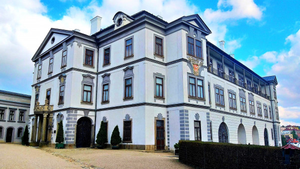 Zámek Velké Meziříčí