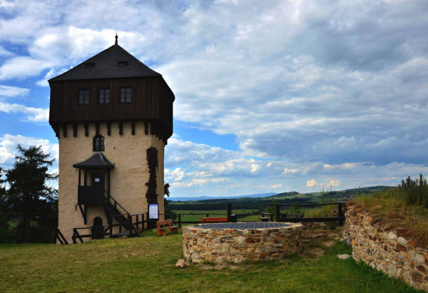 Zřícenina hradu Hartenštejn